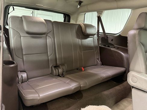 Used 2019 GMC Yukon XL Denali w/ Denali Ultimate Package AWD/4WD image 38