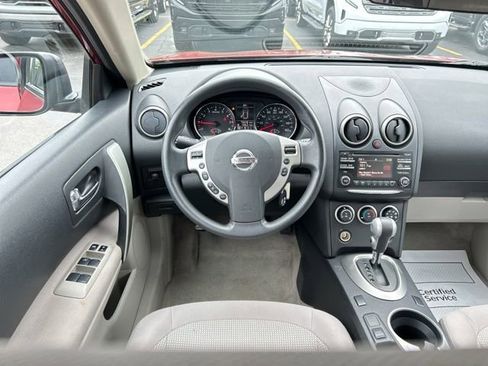 Used 2012 Nissan Rogue SV FWD image 22