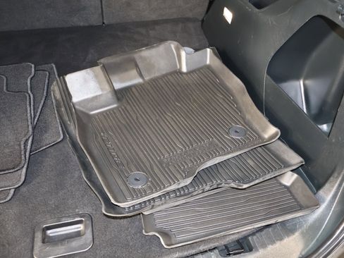 Used 2019 Ford Edge SEL w/ Equipment Group 201A image 48