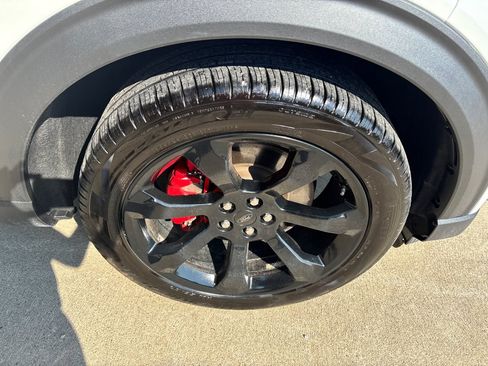 Used 2024 Ford Explorer ST w/ Equipment Group 401A AWD/4WD image 36