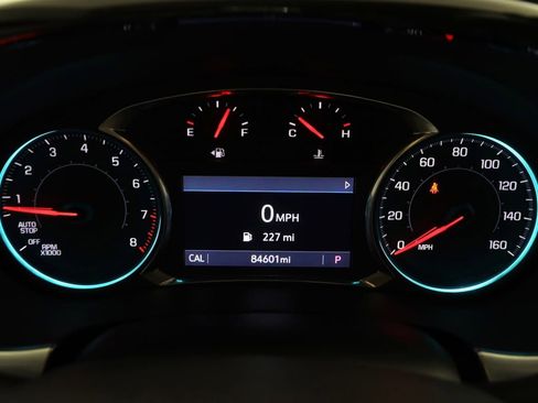 Used 2020 Chevrolet Traverse LT image 17