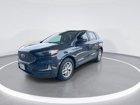 Used 2023 Ford Edge SEL AWD/4WD image 4