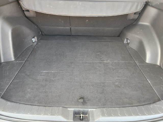 Used 2025 Toyota RAV4 XLE AWD/4WD image 32
