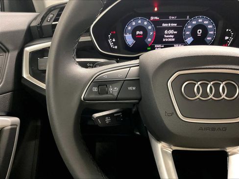 Certified 2025 Audi Q3 2.0T Premium image 19