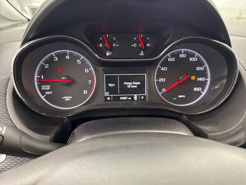 Used 2019 Chevrolet Cruze LS image 21