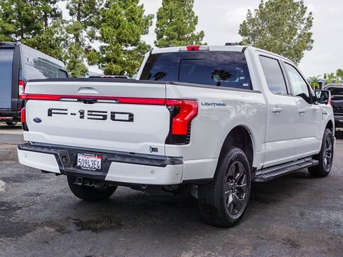 Used 2023 Ford F150 Lightning Lariat w/ Equipment Group 511A High image 7