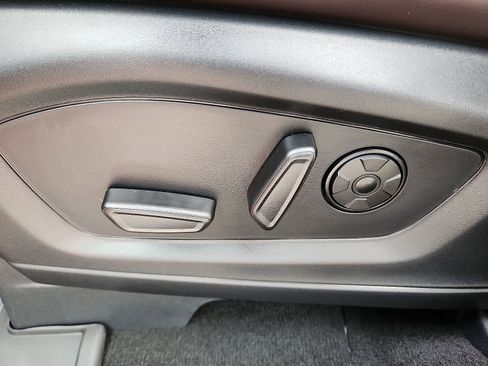 New 2026 Ford Explorer Platinum w/ LUX Leather Package image 11