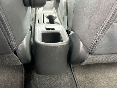 Used 2019 Nissan Kicks SR w/ SR Premium Package FWD image 36