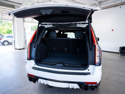Used 2023 Cadillac Escalade V AWD/4WD image 54