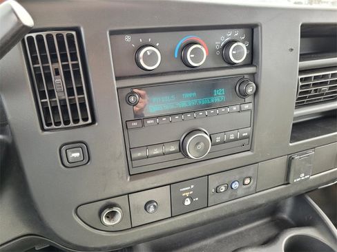Used 2019 Chevrolet Express 3500 Work Van w/ Power Convenience Package image 19