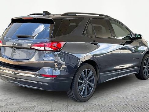 Used 2022 Chevrolet Equinox RS w/ RS Leather Package FWD image 5
