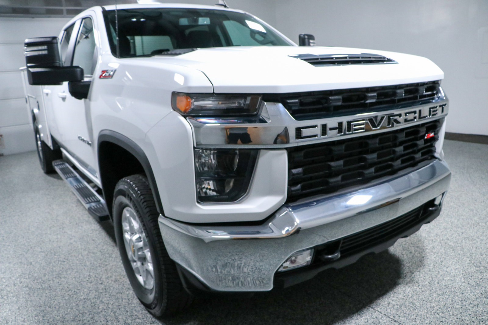 Used 2023 Chevrolet Silverado 2500 LT w/ Convenience Package AWD/4WD image 6