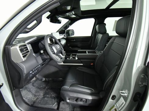 New 2026 Toyota Tundra Limited image 5