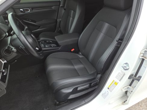 Used 2023 Honda Civic Sport image 23