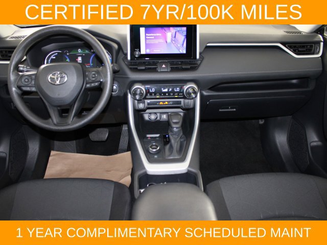 Used 2025 Toyota RAV4 XLE AWD/4WD image 14