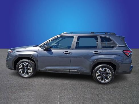 Certified 2025 Subaru Forester Premium image 7