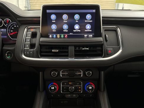 Used 2021 Chevrolet Tahoe RST w/ Luxury Package RWD image 18