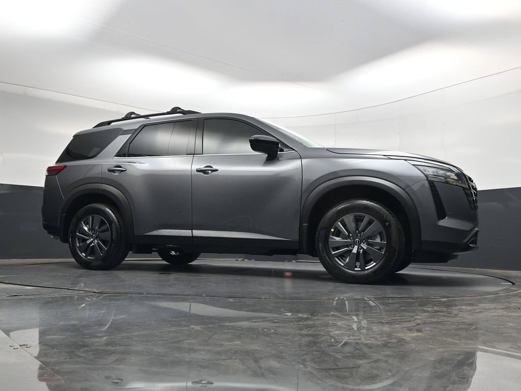 Certified 2026 Nissan Pathfinder SV FWD image 41