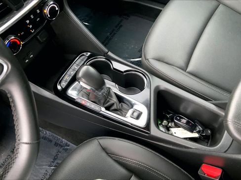 Used 2024 Buick Encore GX Sport Touring image 15