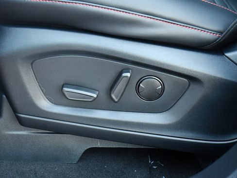 New 2026 Ford Explorer ST-Line w/ ST-Line Street Pack image 14