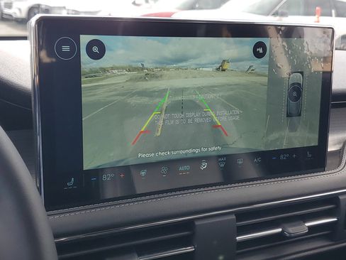 New 2026 Lincoln Corsair Premiere image 21