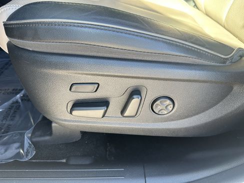 Used 2021 Hyundai Santa Fe Limited image 32