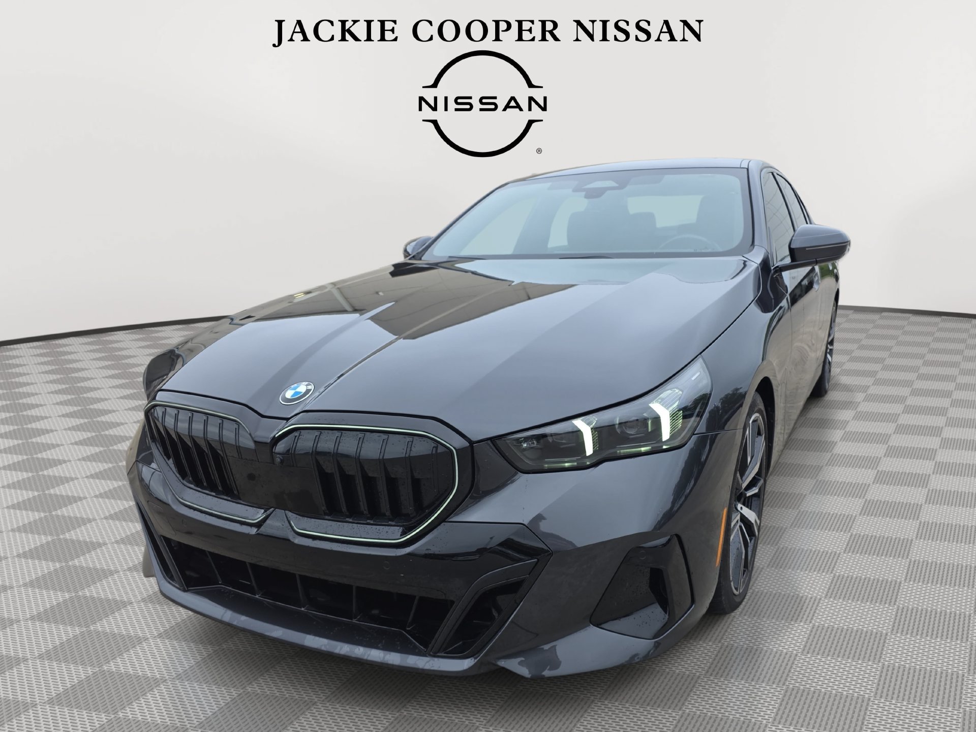 Used 2024 BMW 540i xDrive w/ Premium Package AWD/4WD image 1
