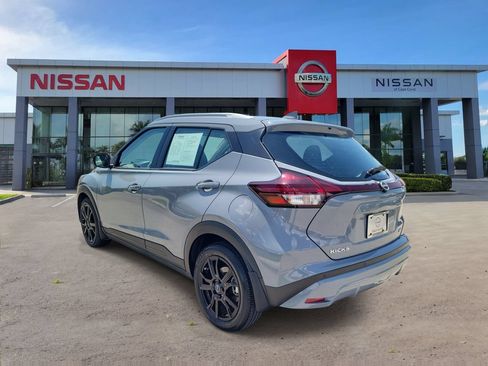 Used 2023 Nissan Kicks SV FWD image 4