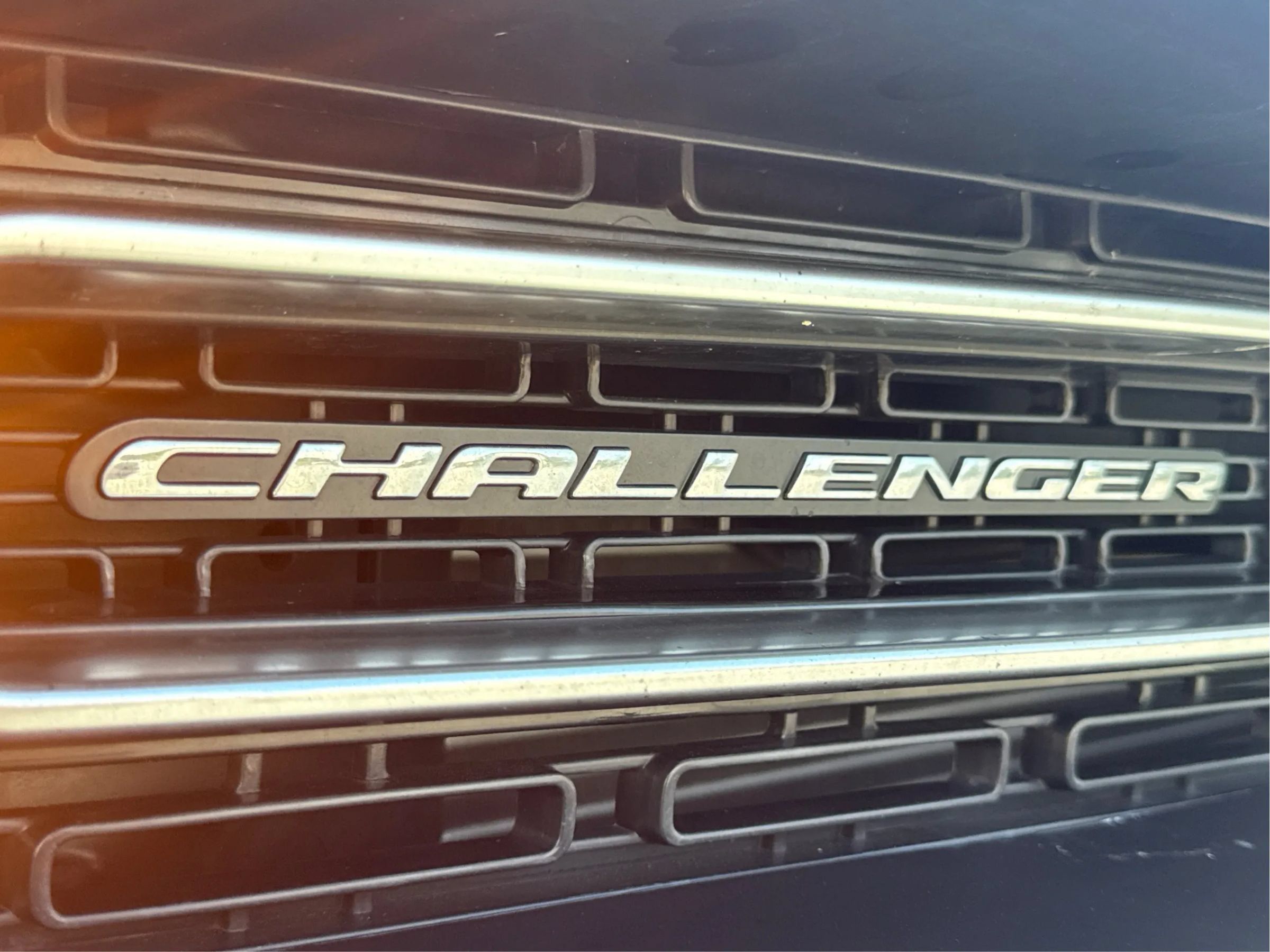 Used 2015 Dodge Challenger R/T Scat Pack w/ Leather Interior Group RWD image 58