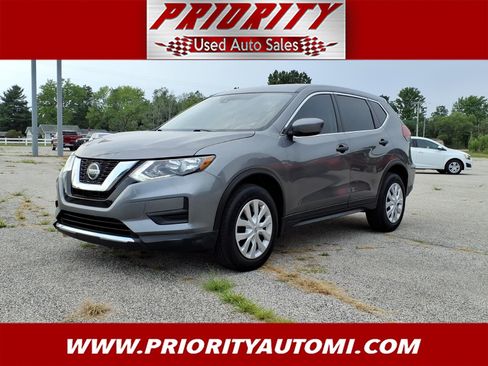 Used 2019 Nissan Rogue S AWD/4WD image 1