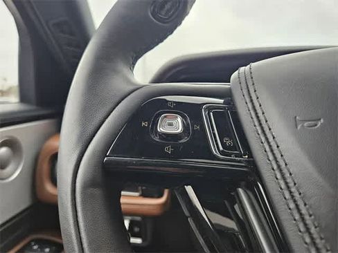 Used 2024 Lincoln Aviator Reserve w/ Equipment Group 201A image 25