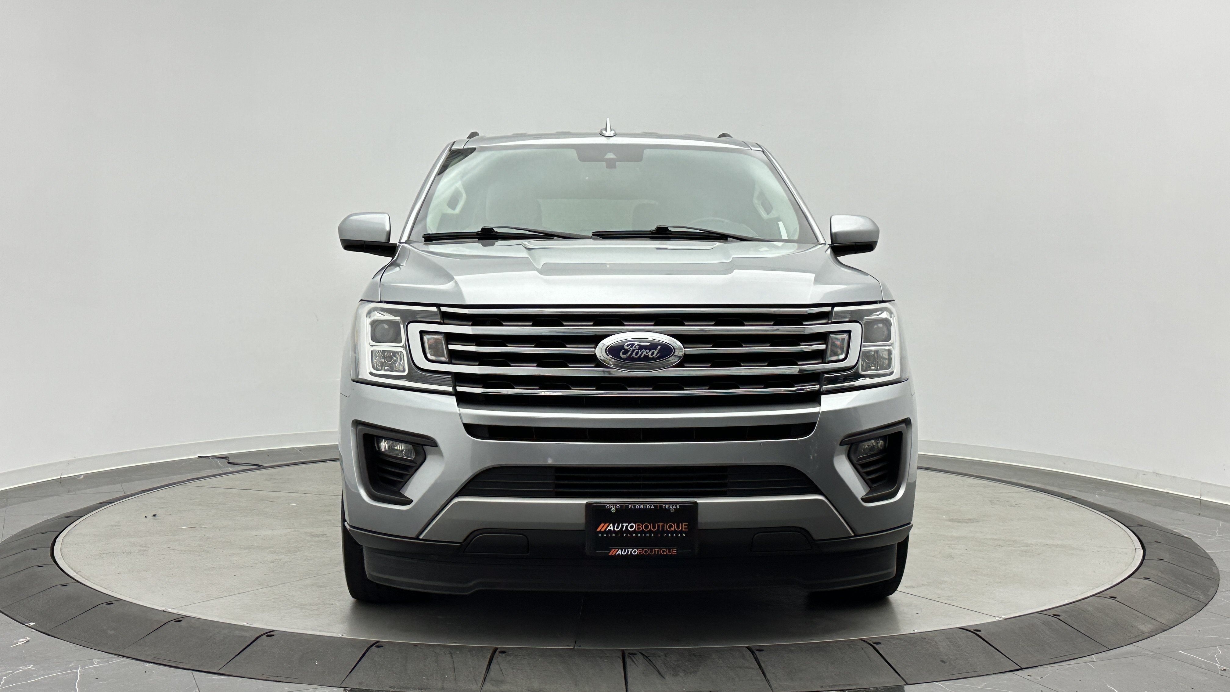Used 2020 Ford Expedition Max XLT RWD image 2