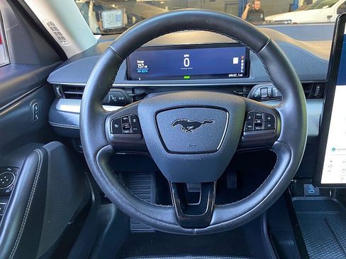 Used 2021 Ford Mustang Mach-E Select RWD image 18