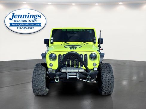 Used 2016 Jeep Wrangler Unlimited Rubicon w/ Connectivity Group image 9