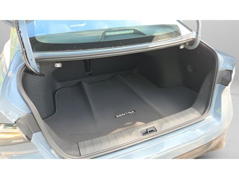 New 2026 Nissan Sentra SR w/ SR Premium Package FWD image 13