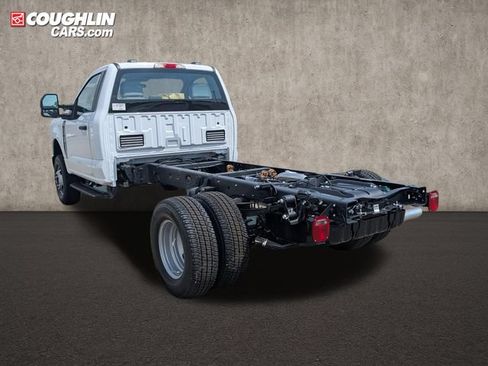 New 2026 Ford F350 XL w/ XL Chrome Package AWD/4WD image 6