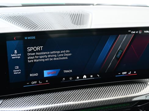 Used 2025 BMW M4 CS AWD/4WD image 55
