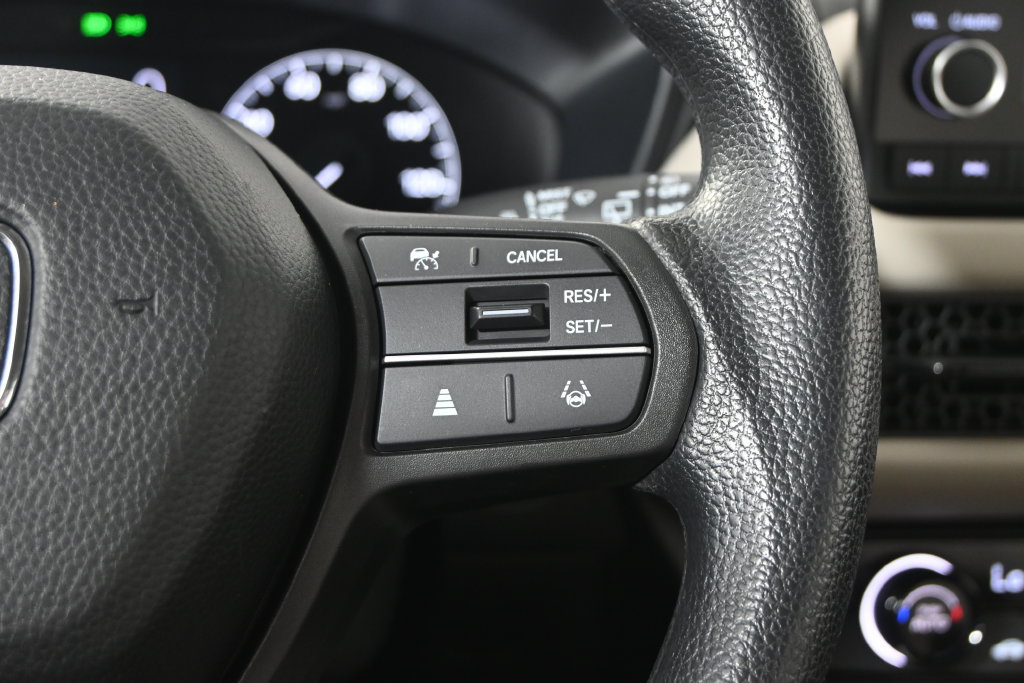 Used 2023 Honda HR-V LX image 33