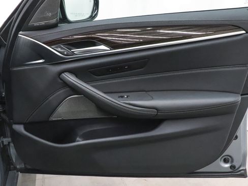 Used 2023 BMW M550i xDrive w/ Parking Assistance Package image 13