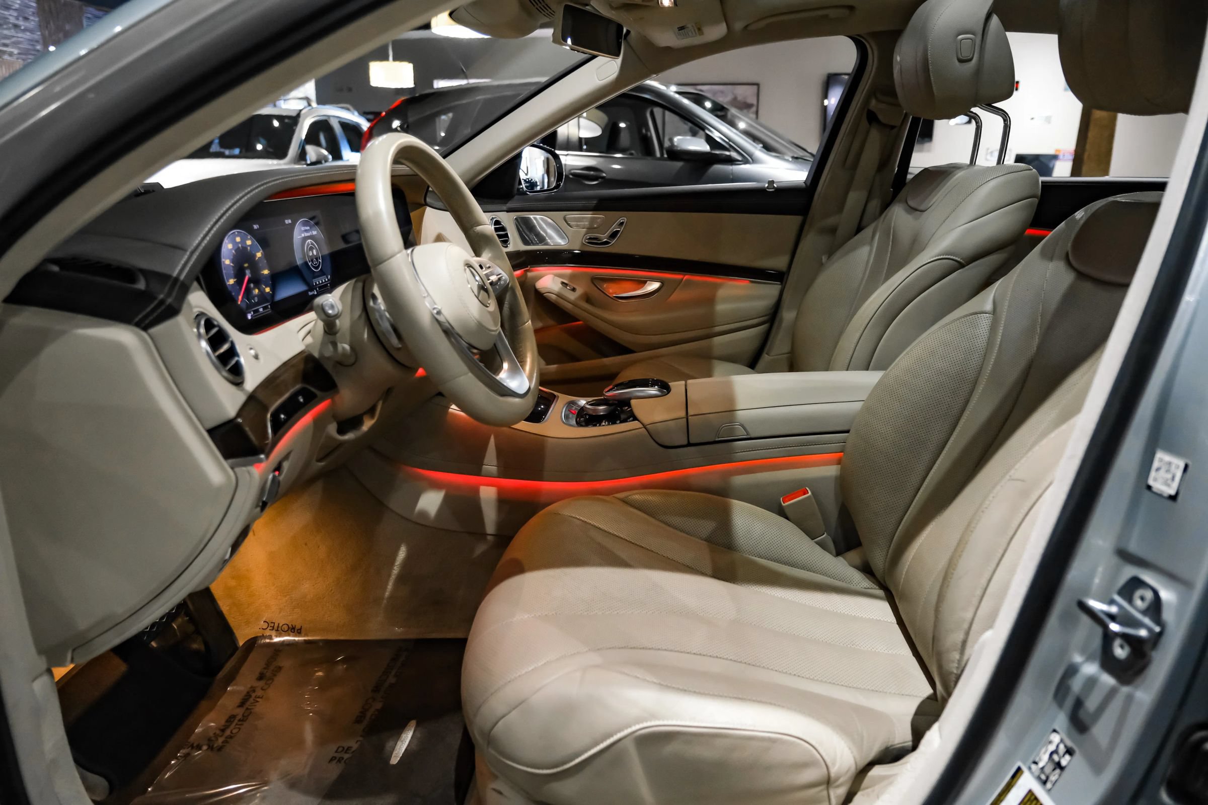 Used 2019 Mercedes-Benz S 450 Sedan image 4