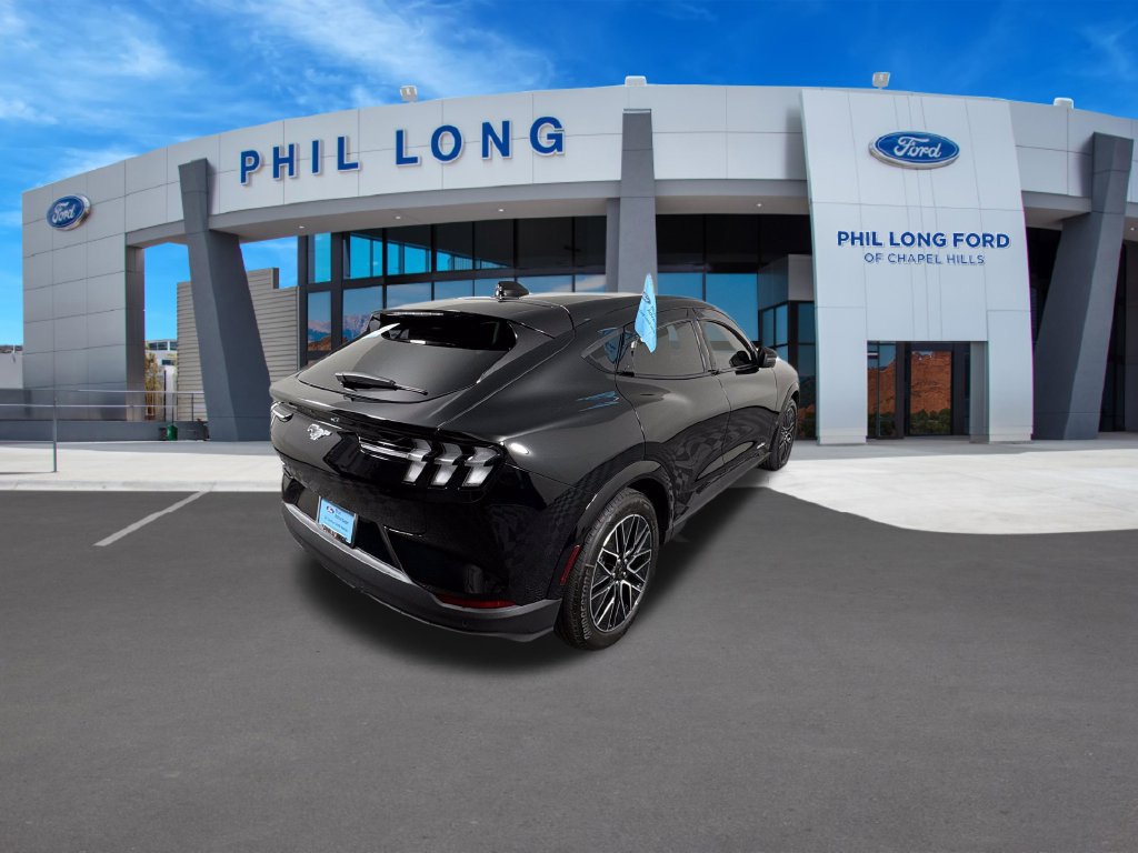 Used 2026 Ford Mustang Mach-E Premium AWD/4WD image 5
