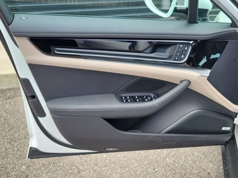 Certified 2026 Porsche Panamera 4 AWD/4WD image 27