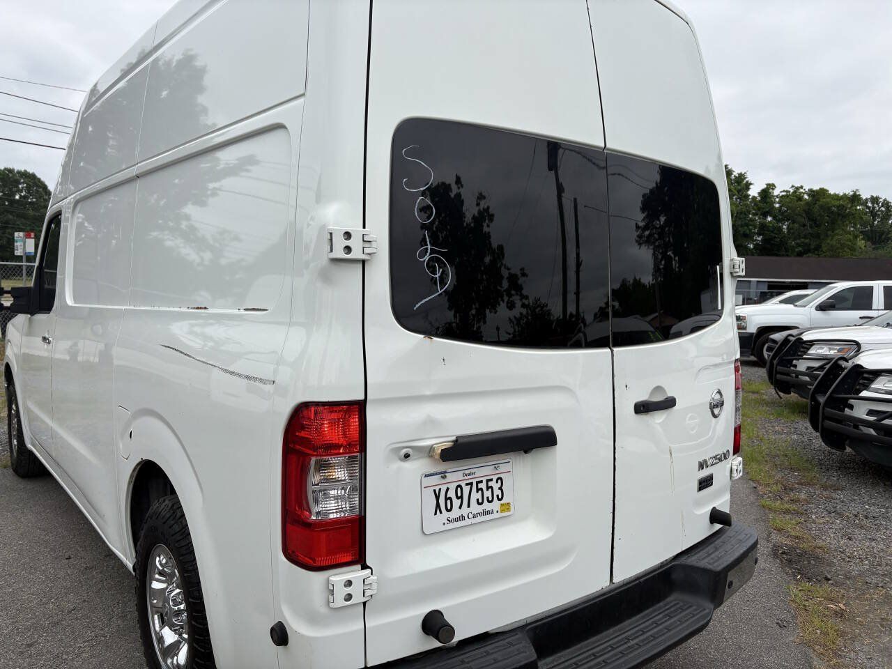Used 2014 Nissan NV 2500 SV w/ V8 Appearance Package RWD image 4
