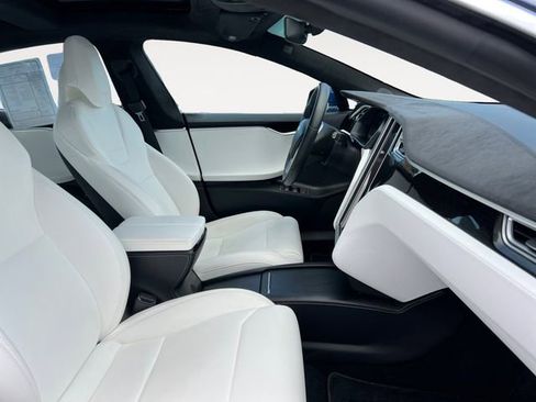 Used 2017 Tesla Model S 60D image 15
