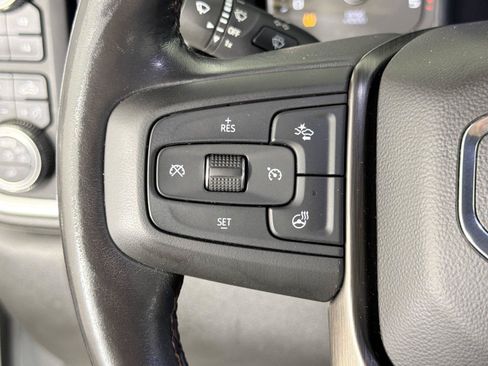 Used 2022 GMC Sierra 2500 AT4 w/ AT4 Premium Plus Package AWD/4WD image 25