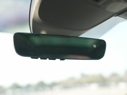 New 2025 Volkswagen Taos SEL image 27