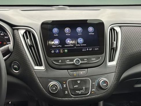 Used 2025 Chevrolet Malibu RS image 10