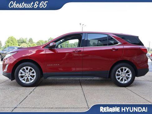 Used 2019 Chevrolet Equinox LT w/ Driver Convenience Package FWD image 3