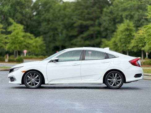 Used 2019 Honda Civic EX image 9