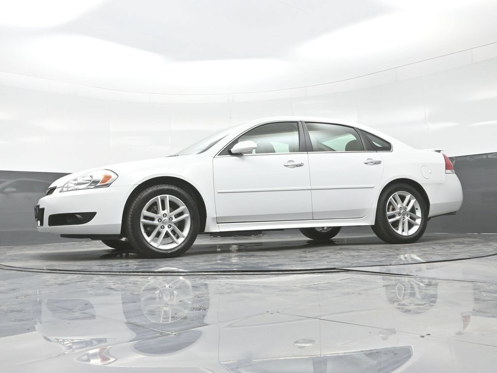 Used 2014 Chevrolet Impala LTZ FWD image 22